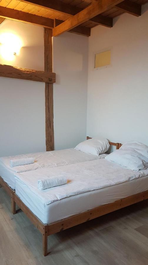 Dziewanna Apartamento Brzeziniec Exterior foto